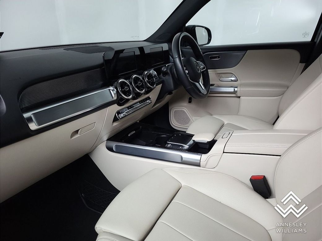 2020 Mercedes-Benz GLB Class