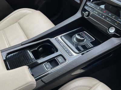 2020 Jaguar F-Pace