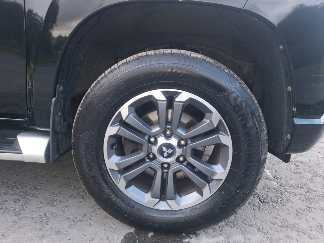 2020 Mitsubishi L200