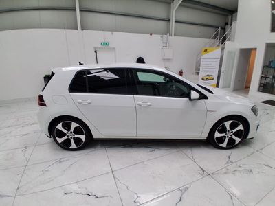 2017 Volkswagen Golf