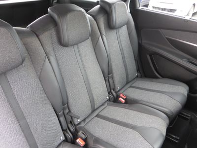 2020 Peugeot 5008