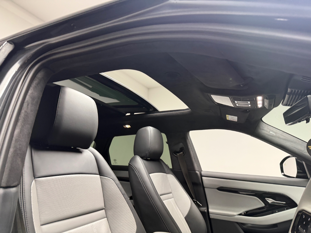 2024 Land Rover Range Rover Evoque