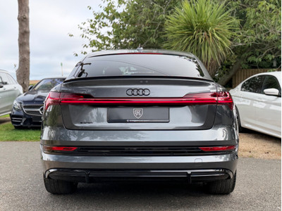 2022 Audi e-tron