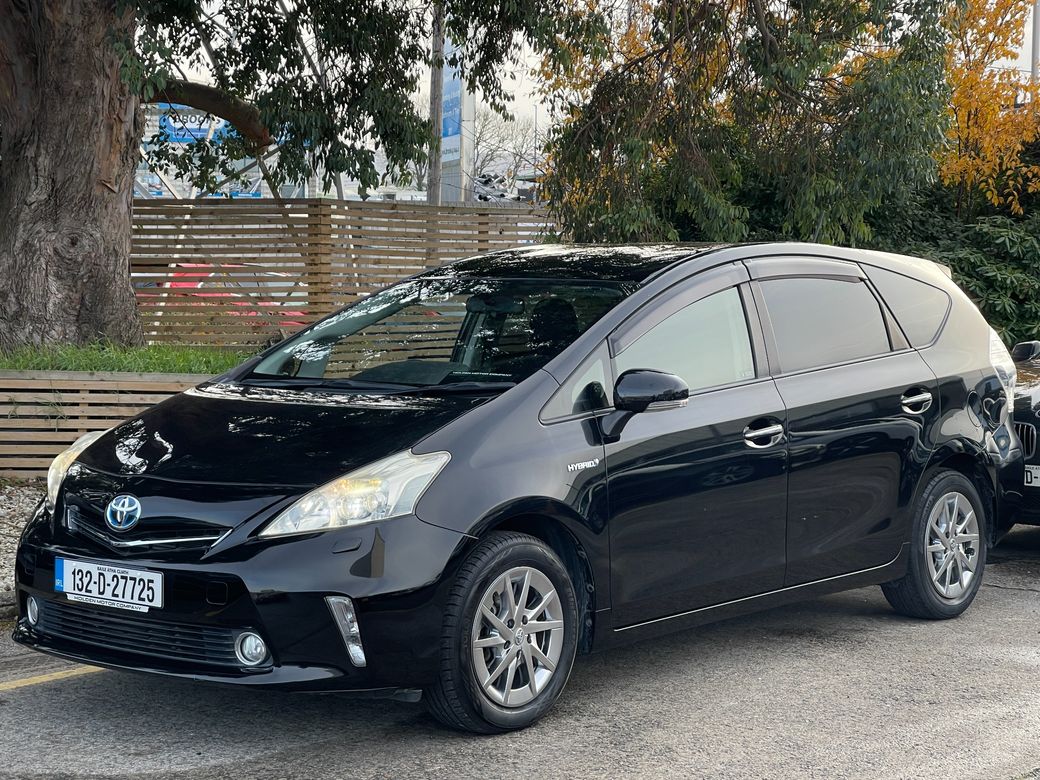 2013 Toyota Prius Alpha