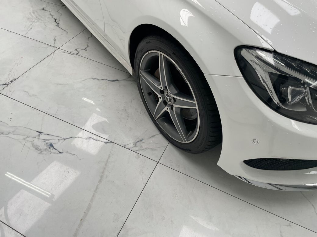 2018 Mercedes-Benz 220