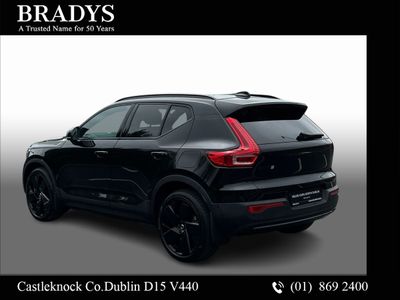 2025 Volvo EX40