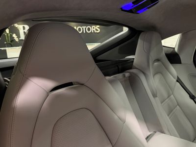 2023 Porsche Panamera