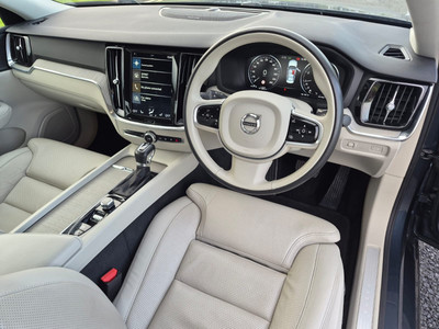 2020 Volvo S60