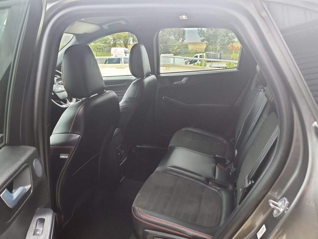 2022 Ford Kuga