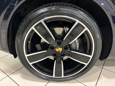 2023 Porsche Cayenne