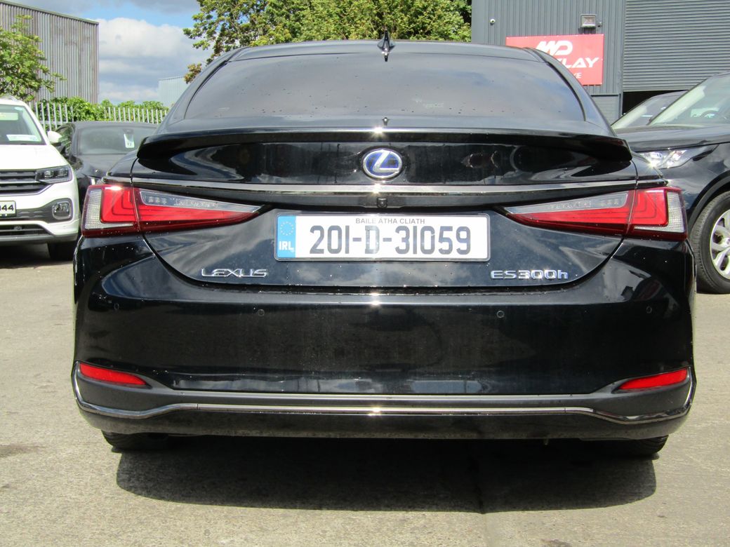 2020 Lexus ES 300h