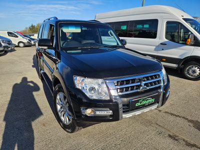 2015 Mitsubishi Pajero