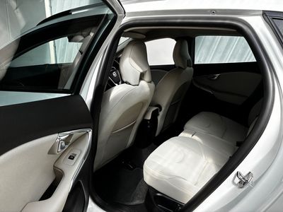 2016 Volvo V40 Cross Country