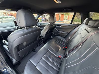 2023 BMW 530