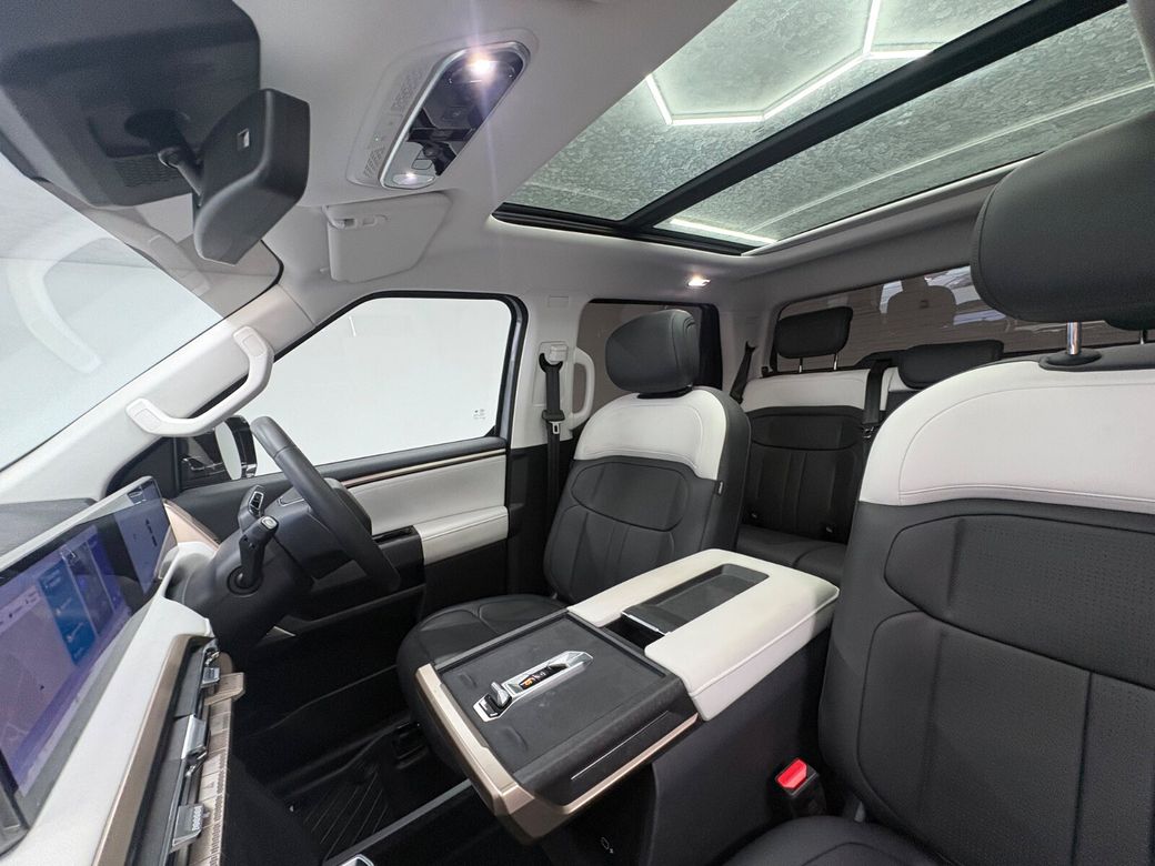 2027 Maxus eTERRON 9