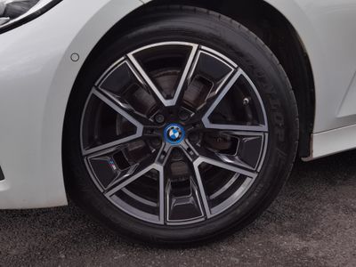 2022 BMW 3 Series