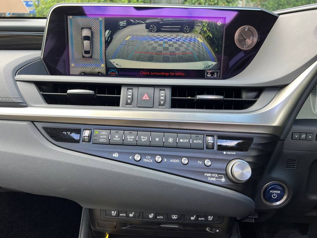 2021 Lexus ES 300h