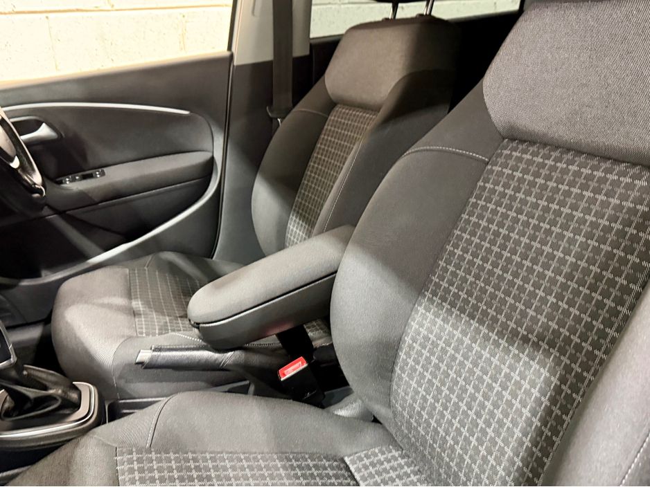 2017 Volkswagen Polo