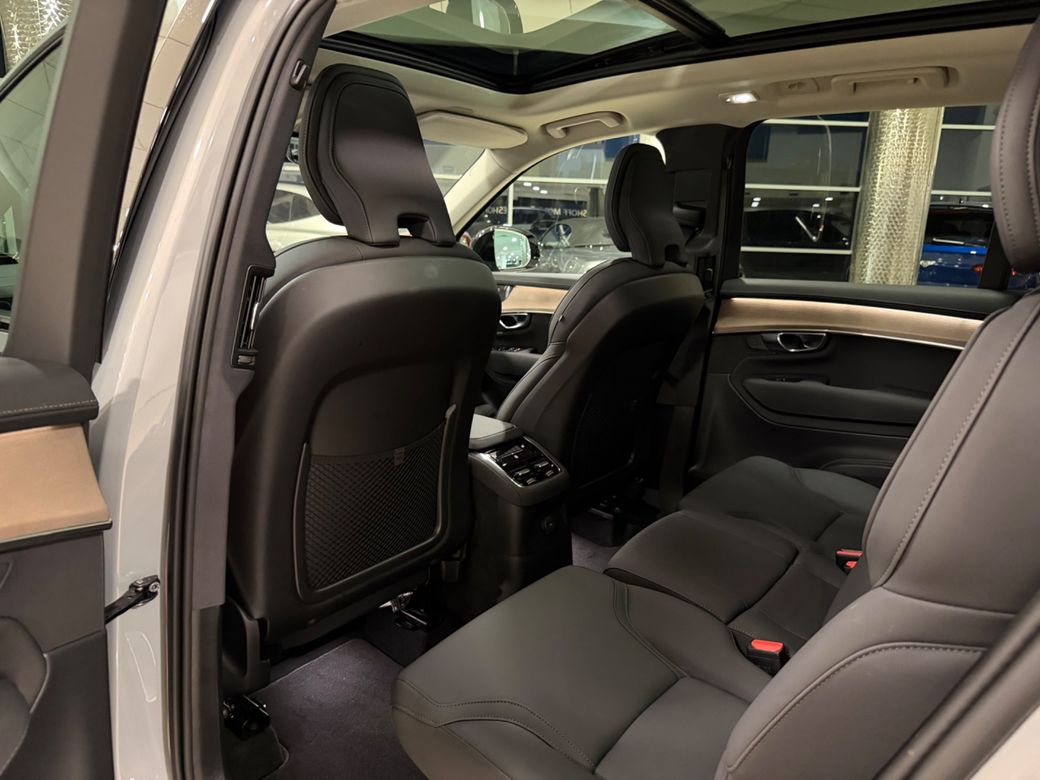 2025 Volvo XC90