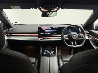 2024 BMW i5