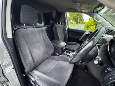 2016 Toyota Landcruiser