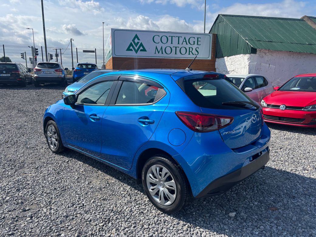 2016 Mazda Demio
