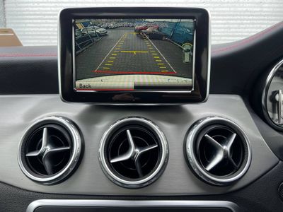 2015 Mercedes-Benz GLA Class