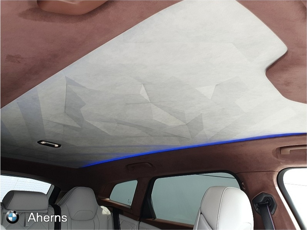 2025 BMW XM