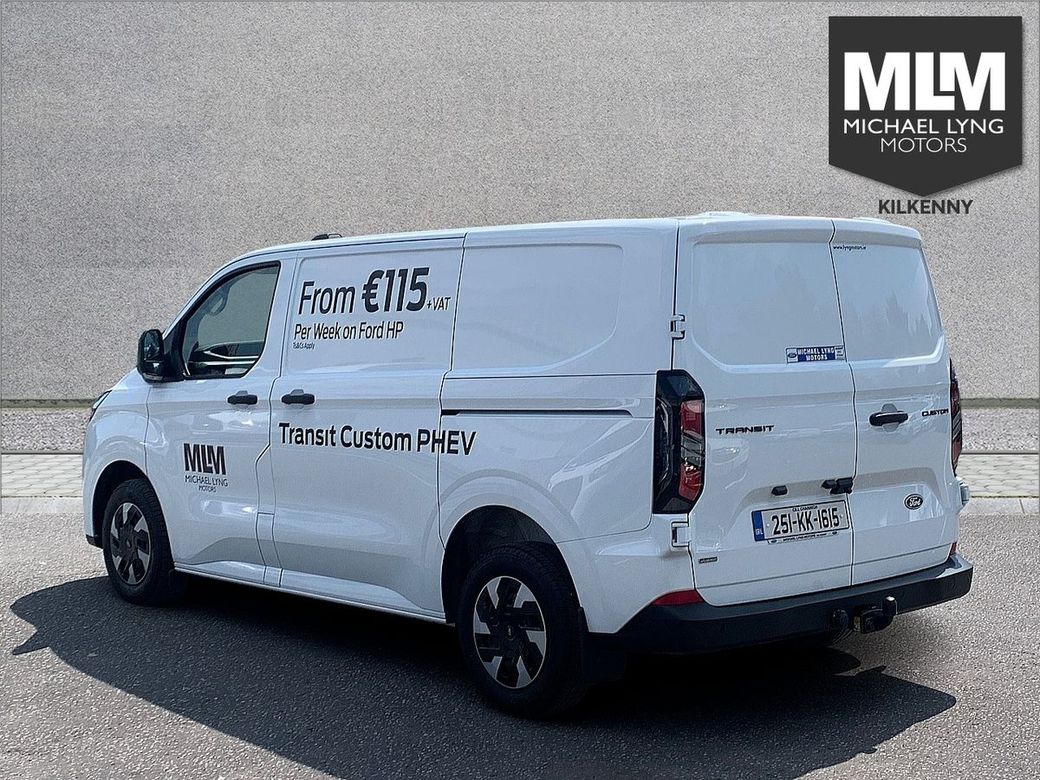 2025 Ford Transit Custom