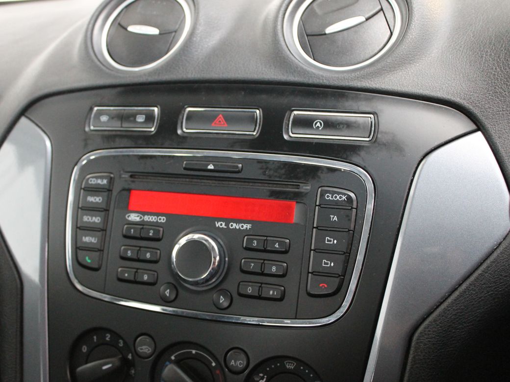2014 Ford Mondeo