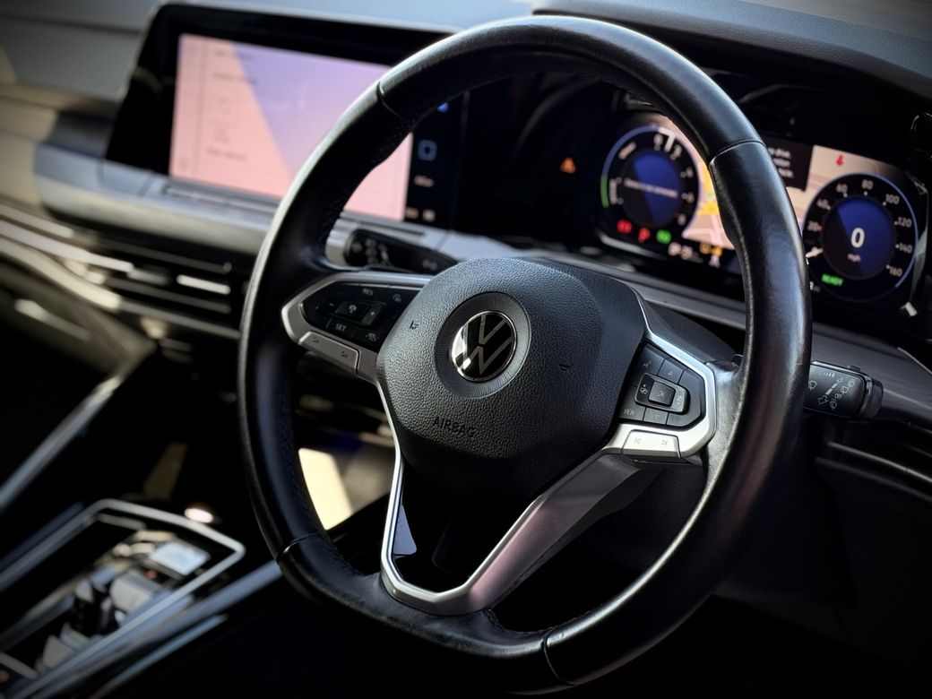 2022 Volkswagen Golf