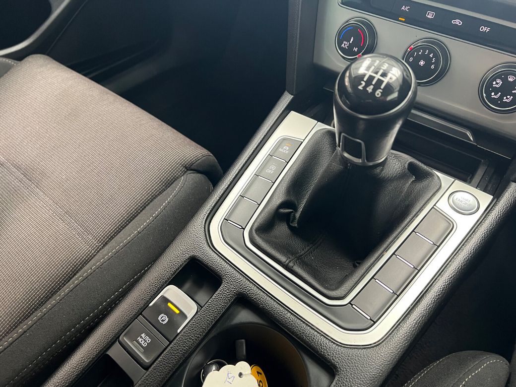 2017 Volkswagen Passat