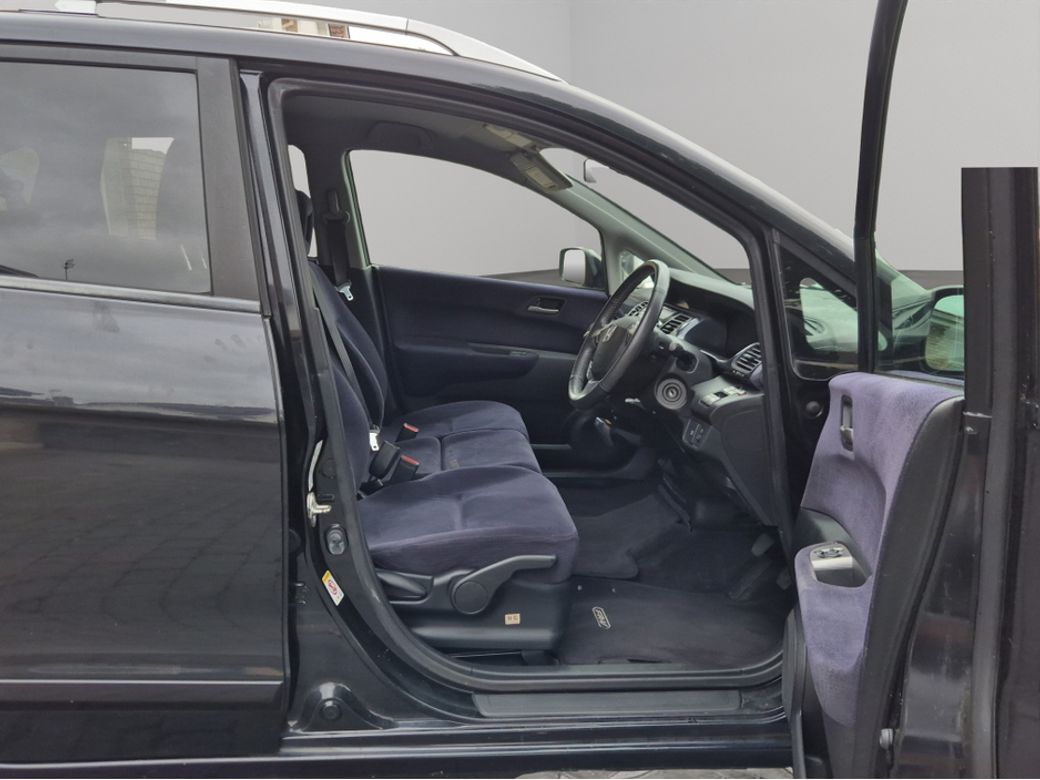 2009 Honda FR-V