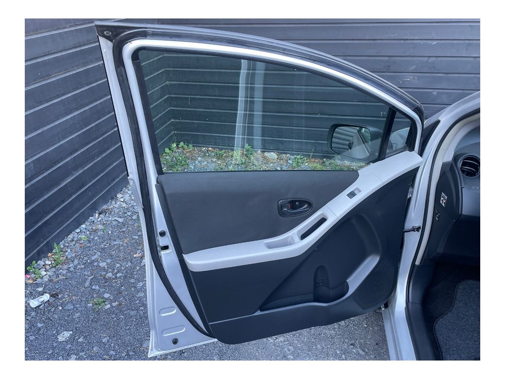 2009 Toyota Yaris