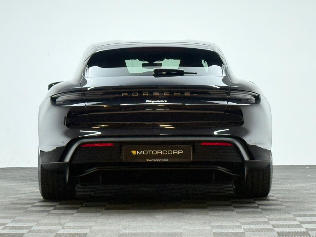2023 Porsche Taycan