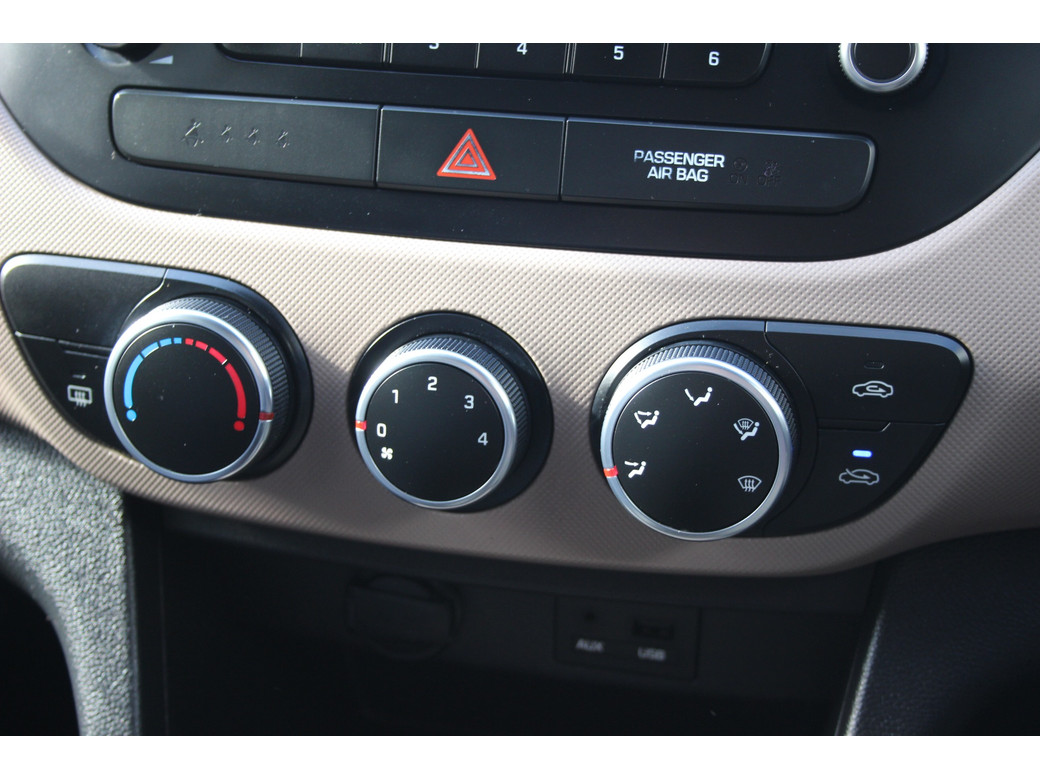 2015 Hyundai i10