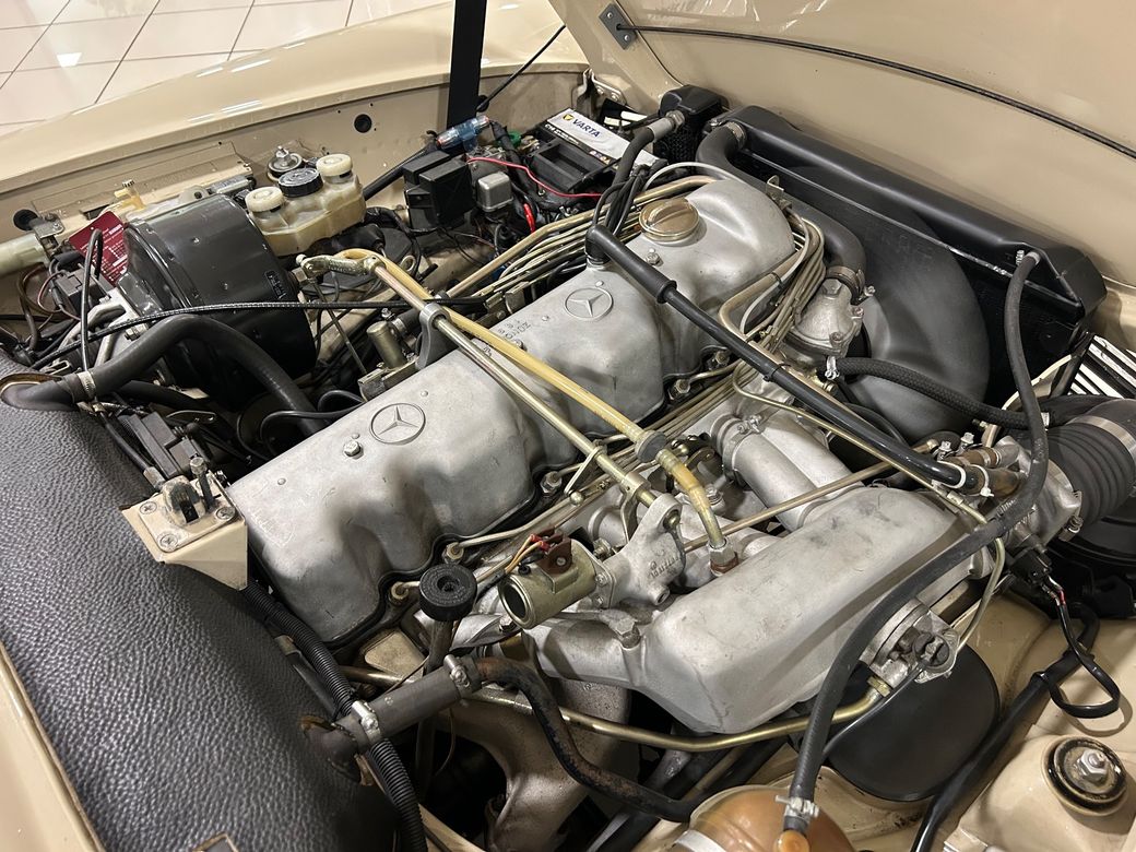 1971 Mercedes-Benz SL Class