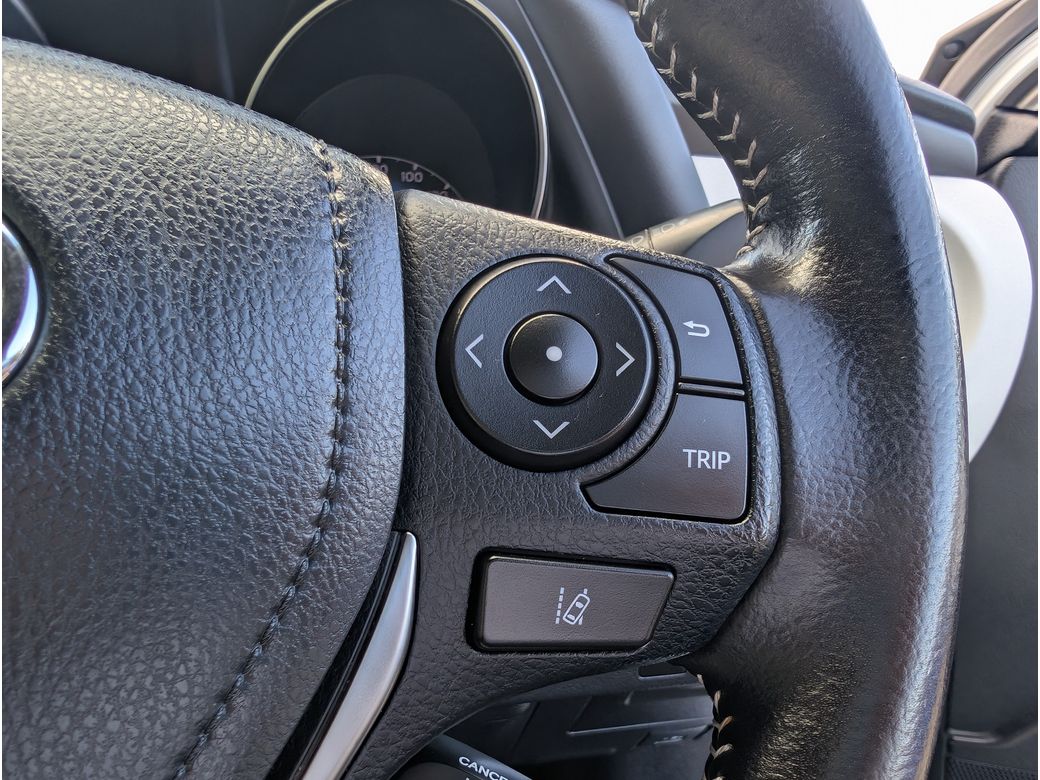 2016 Toyota Auris