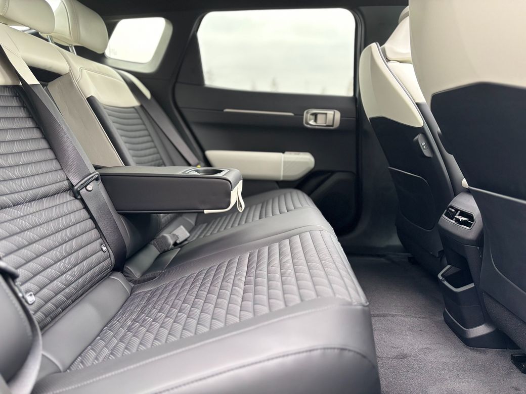 2026 Kia EV4