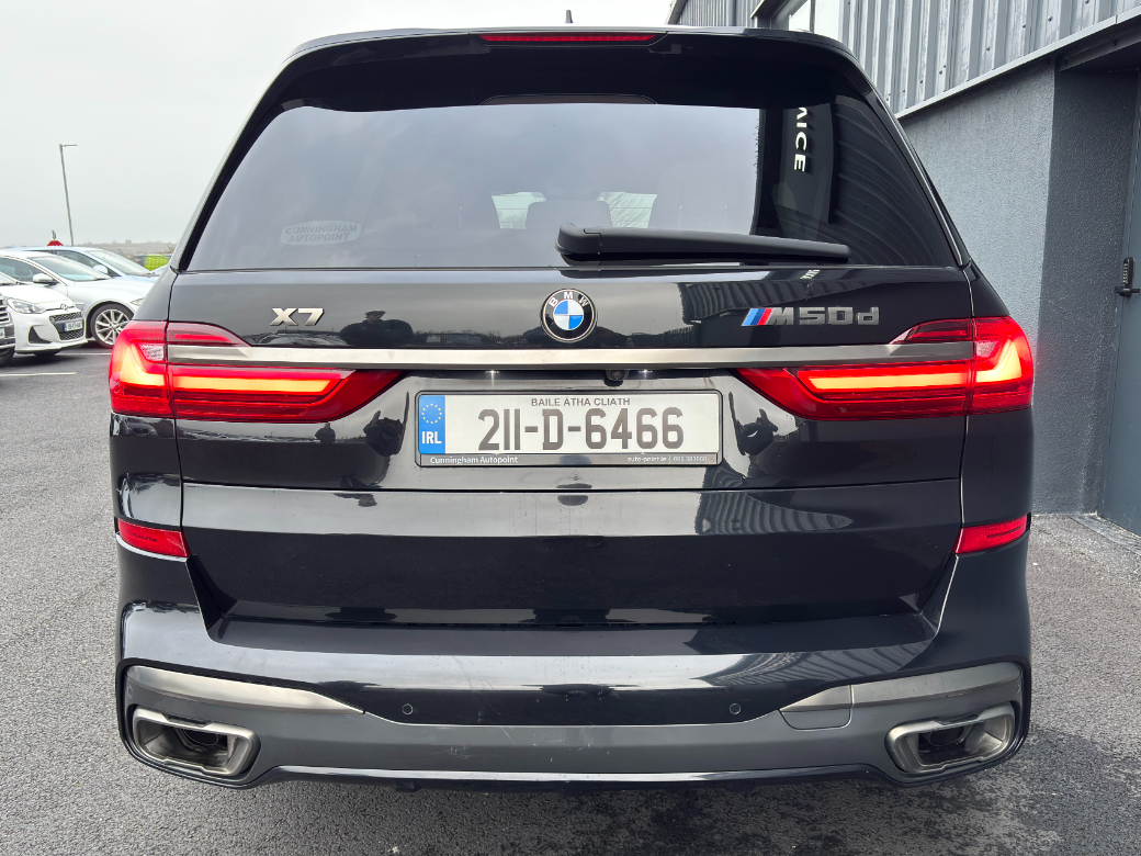 2021 BMW X7