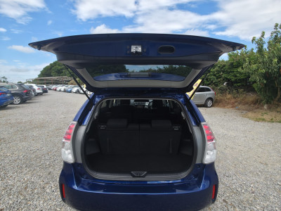 2017 Toyota Prius Alpha