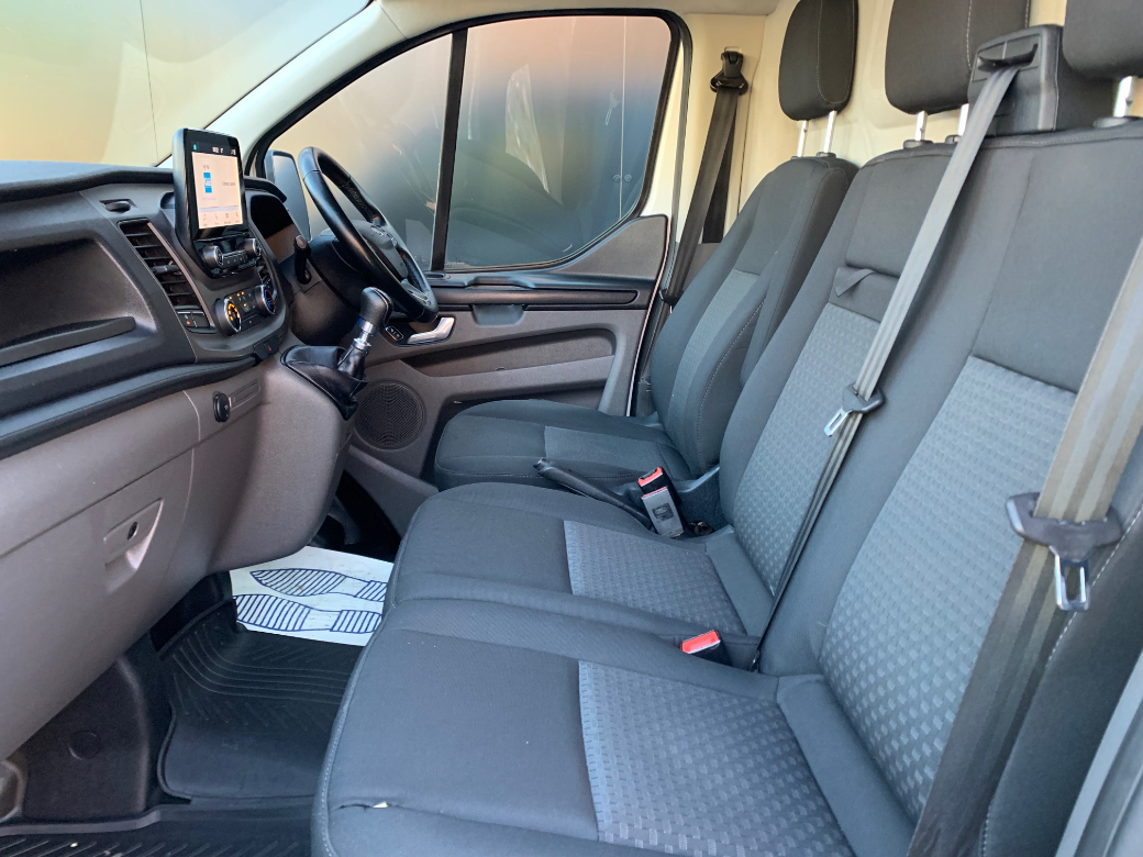 2022 Ford Transit Custom