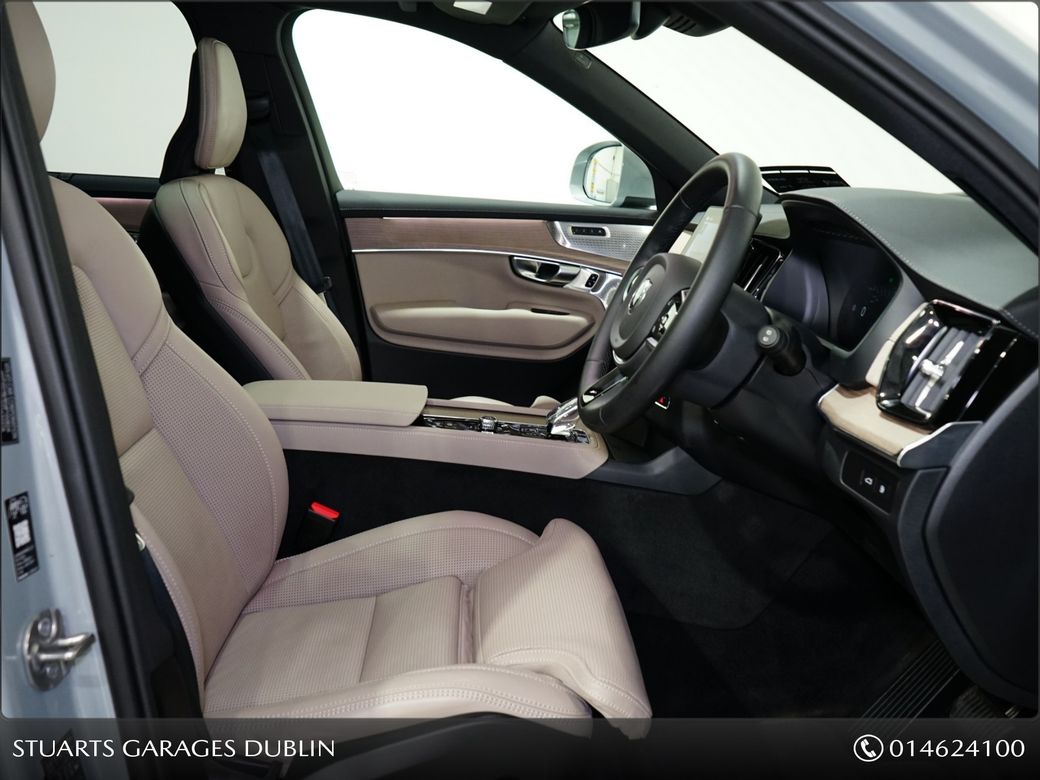 2025 Volvo XC90