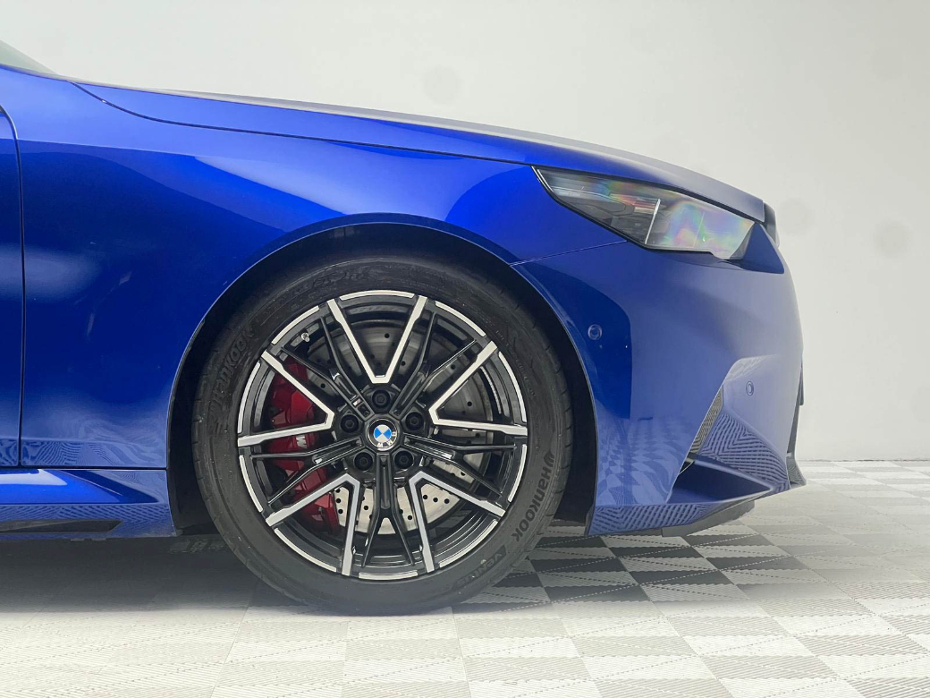 2025 BMW M5