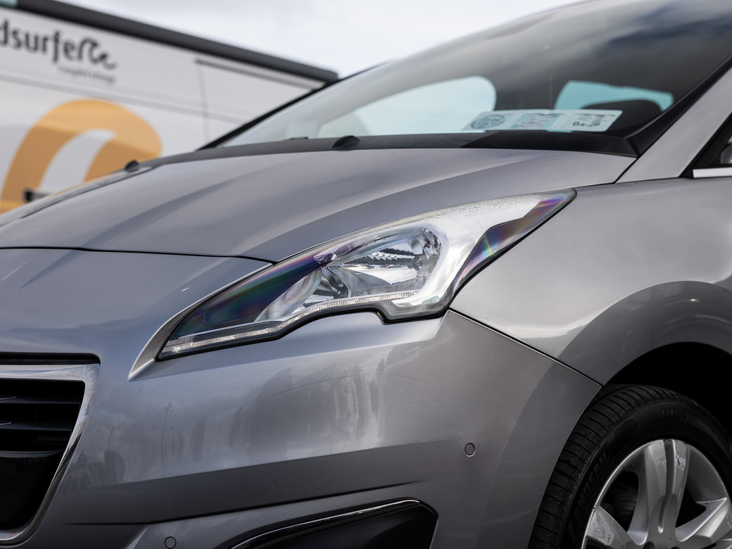 2015 Peugeot 5008