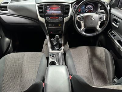 2020 Mitsubishi L200
