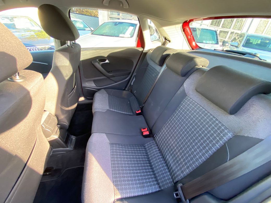 2016 Volkswagen Polo