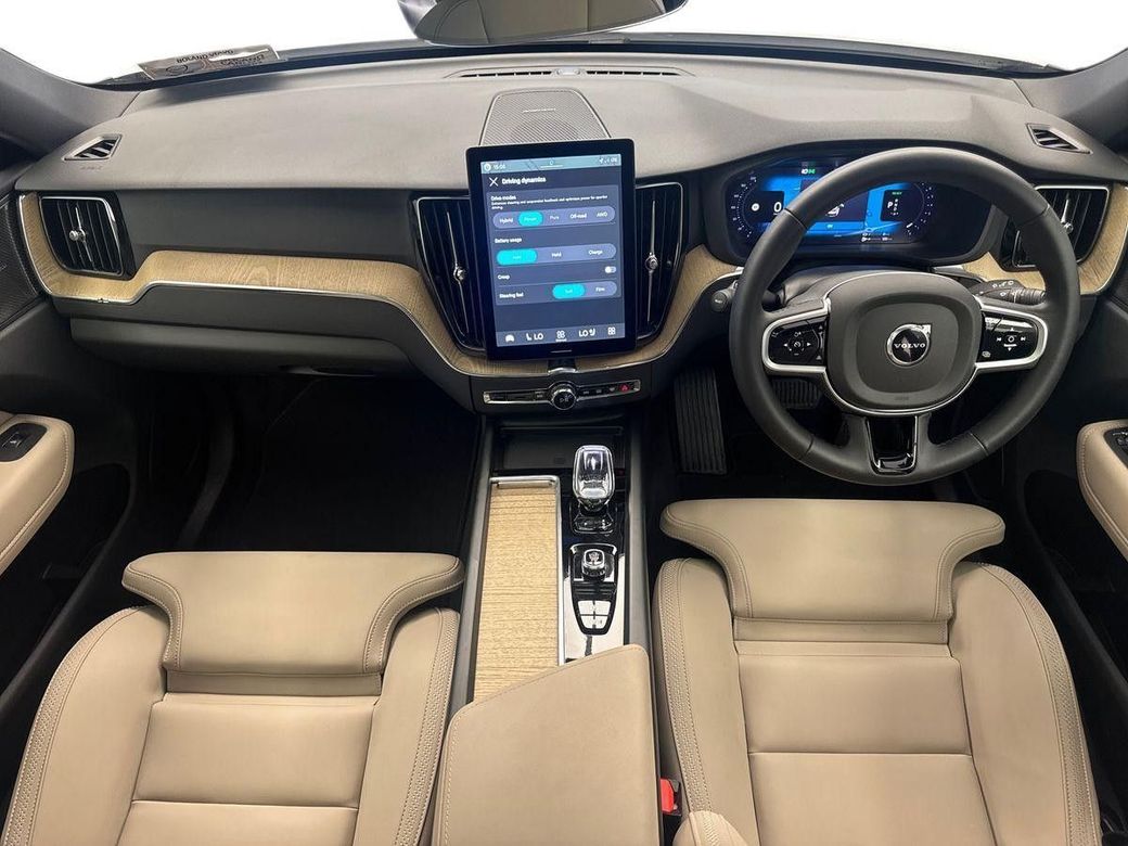 2025 Volvo XC60