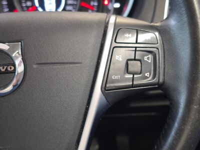 2017 Volvo V40