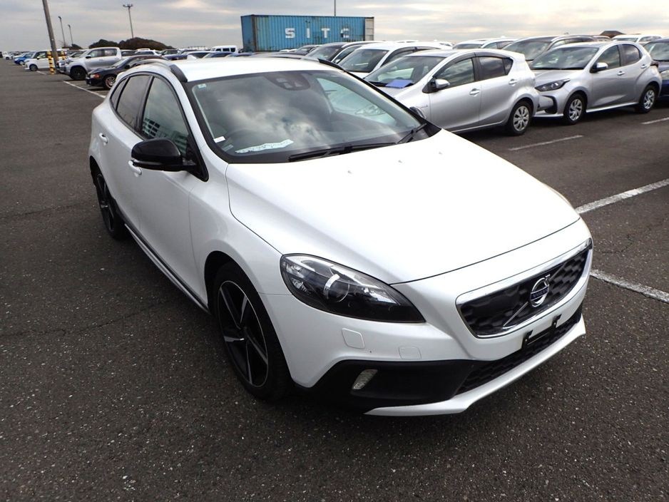 2016 Volvo V40